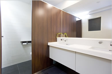 ���q�g�C��